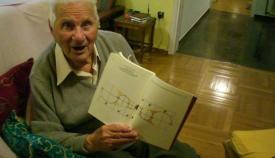 Ο Ιπποκράτης Δάκογλου (1915-2016), πατέρας του Πολύδωρου Δάκογλου.