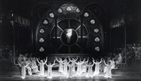 Η πρεμιέρα της Κάρμινα Μπουράνα στις 6 Ιουνίου 1937.