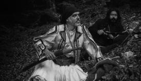 Ο Δημήτρης Παπαδόπουλος και ο Μανώλης Σαββίδης στα γυρίσματα της «Εξόδου 1826».