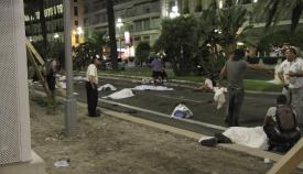 Πτώματα μετά την ισλαμική επίθεση στην παραλιακή λεωφόρο της Νίκαιας.