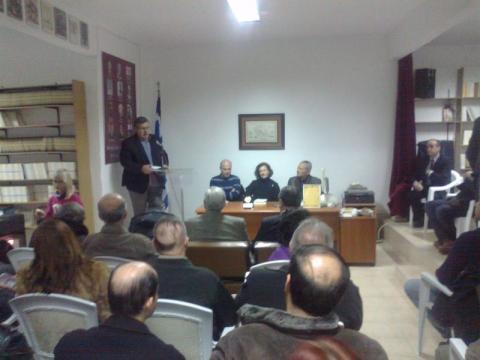 16.01.2016: Ο Γιάννης Κουριαννίδης προλογίζει την κοπή της παραδοσιακής βασιλόπιτας.