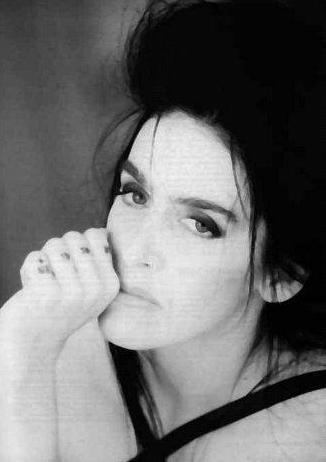 Η Γκαλάς με το διάσημο τατουάζ «Είμαστε όλοι φορείς του AIDS».