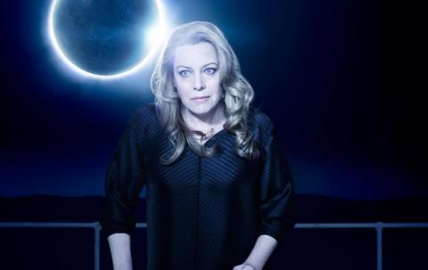 Η Νίνα Στέμε στον ρόλο της Ιζόλδης.